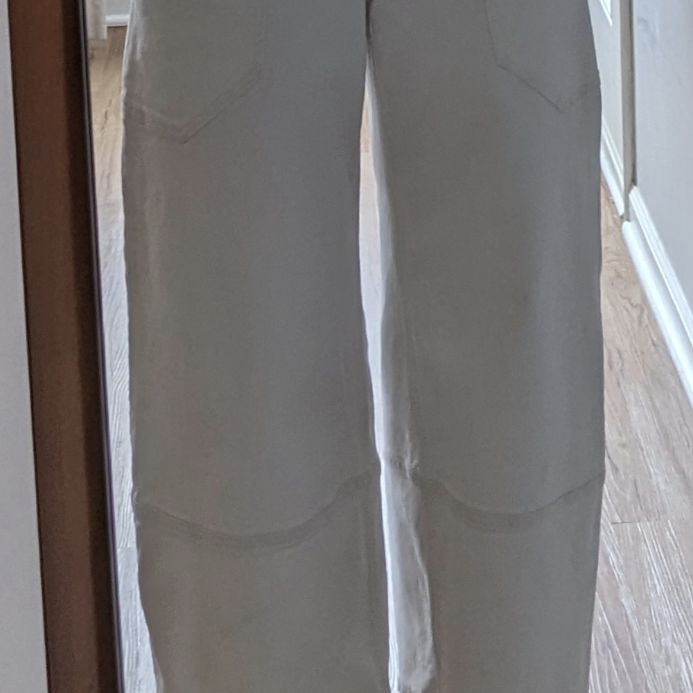 Everlane Women's Cropped Jeans in Light Gray